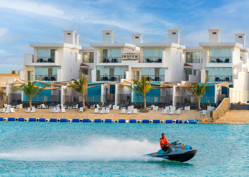 Durrat Alarous Complex